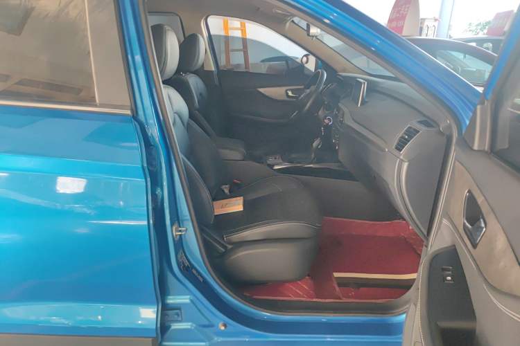 Used Dongfeng Fengon S560 2019 1.8L CVT Elite Model Right Front Seat