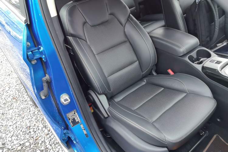 Used Dongfeng Fengon S560 2019 1.8L CVT Elite Model Right Front Seat