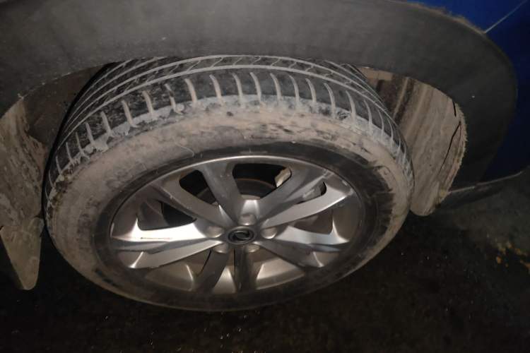 Used Dongfeng Fengon S560 2019 1.8L CVT Elite Model Right Front Wheel Hub