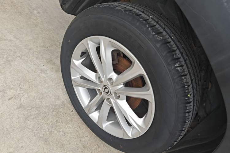 Used Dongfeng Fengon S560 2019 1.8L CVT Elite Model Right Rear Wheel Hub