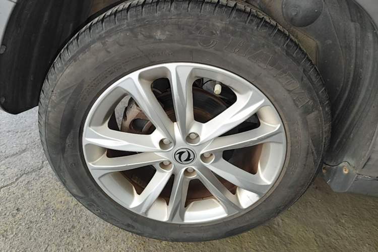 Used Dongfeng Fengon S560 2019 1.8L CVT Elite Model Right Rear Wheel Hub