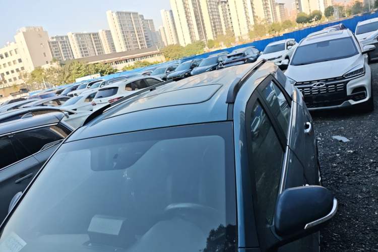 Used Dongfeng Fengon S560 2019 1.8L CVT Elite Model Roof