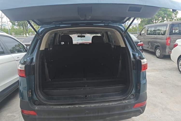 Used Dongfeng Fengon S560 2019 1.8L CVT Elite Model Trunk