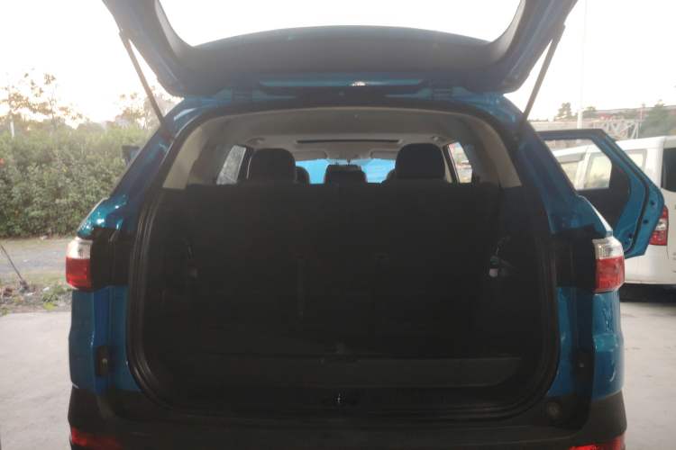 Used Dongfeng Fengon S560 2019 1.8L CVT Elite Model Trunk