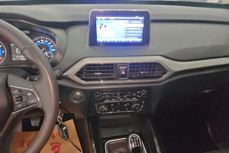 Used Dongfeng Fengon S560 2019 1.8L Manual Urban Model Audio And AC Panel