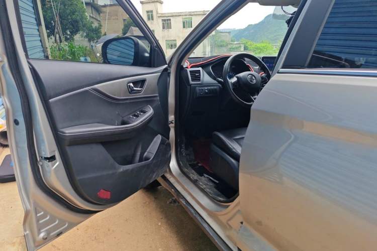 Used Dongfeng Fengon S560 2019 1.8L Manual Urban Model Driver Seat