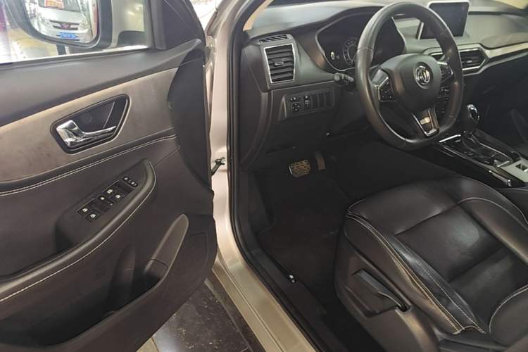 Used Dongfeng Fengon S560 2019 1.8L CVT Elite Model Driver Seat
