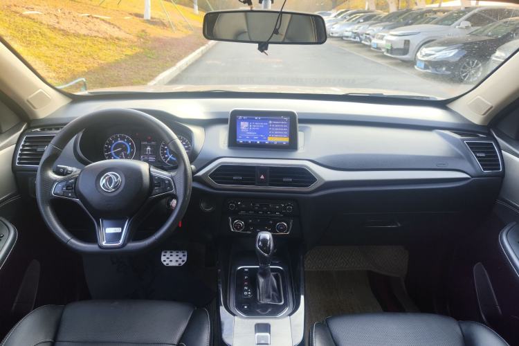 Used Dongfeng Fengon S560 2019 1.8L CVT Elite Model Interior 1