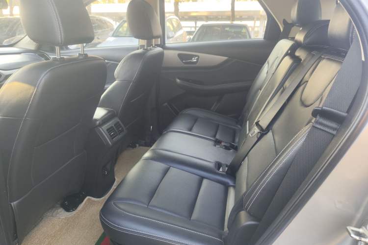 Used Dongfeng Fengon S560 2019 1.8L CVT Elite Model Interior 7