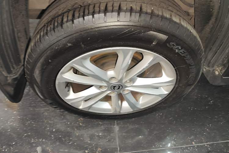 Used Dongfeng Fengon S560 2019 1.8L CVT Elite Model Right Rear Wheel Hub