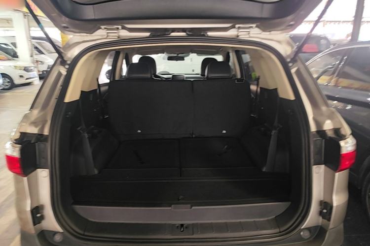 Used Dongfeng Fengon S560 2019 1.8L CVT Elite Model Trunk