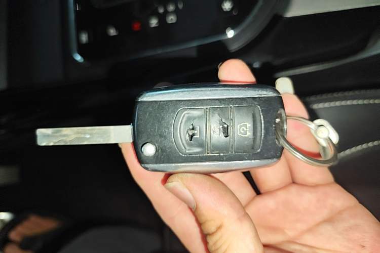 Used Dongfeng Fengon S560 2019 1.8L CVT Elite Model Vehicle Key