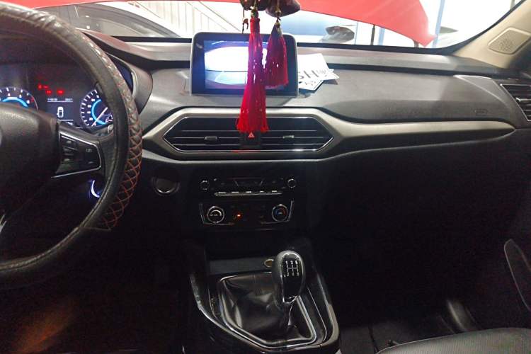 Used Dongfeng Fengon S560 2019 1.8L Manual Urban Model Audio And AC Panel