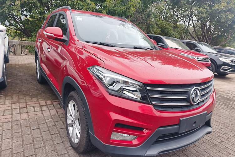 Used Dongfeng Fengon S560 2019 1.8L Manual Urban Model Front Right 45 Deg