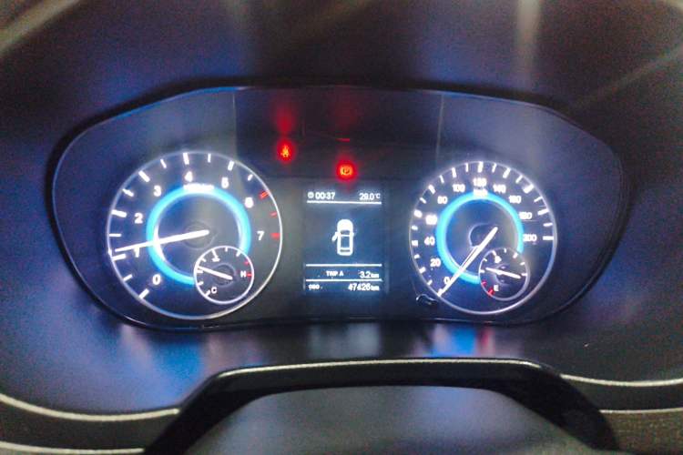 Used Dongfeng Fengon S560 2019 1.8L Manual Urban Model Instrument Cluster