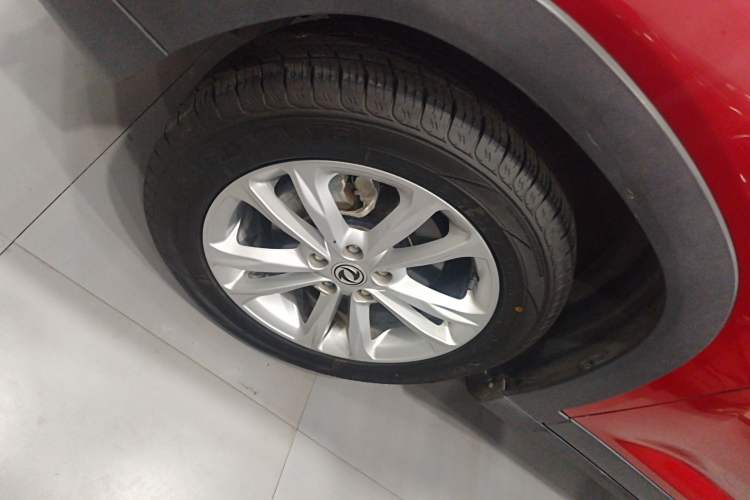 Used Dongfeng Fengon S560 2019 1.8L Manual Urban Model Left Front Wheel Hub