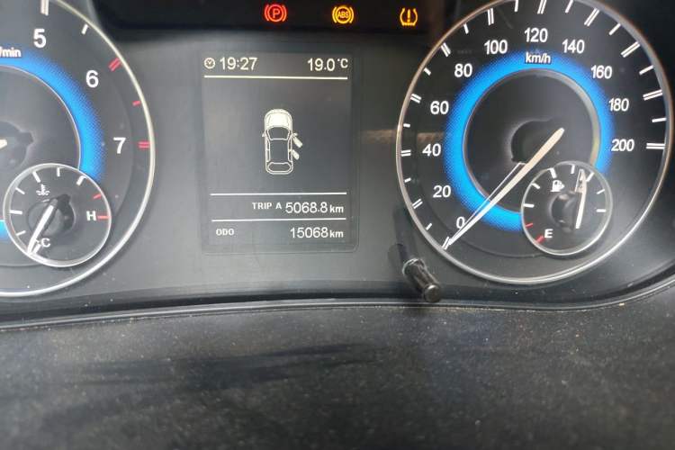 Used Dongfeng Fengon S560 2019 1.8L Manual Urban Model Odometer Close Up