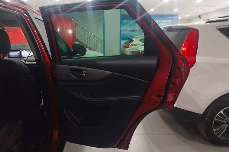 Used Dongfeng Fengon S560 2019 1.8L Manual Urban Model Right Rear Door Interior