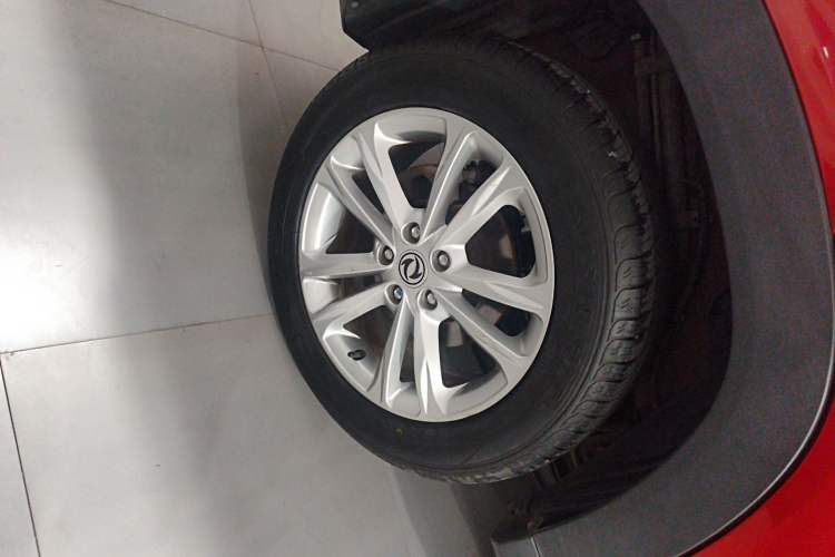 Used Dongfeng Fengon S560 2019 1.8L Manual Urban Model Right Rear Wheel Hub
