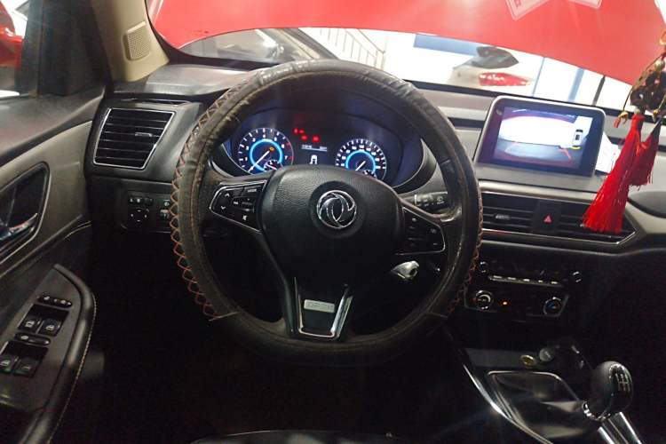 Used Dongfeng Fengon S560 2019 1.8L Manual Urban Model Steering Wheel