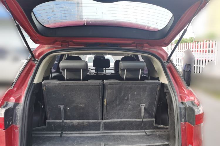 Used Dongfeng Fengon S560 2019 1.8L CVT Elite Model Trunk