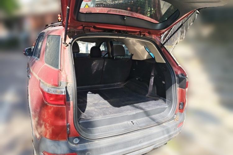 Used Dongfeng Fengon S560 2019 1.8L Manual Urban Model Trunk