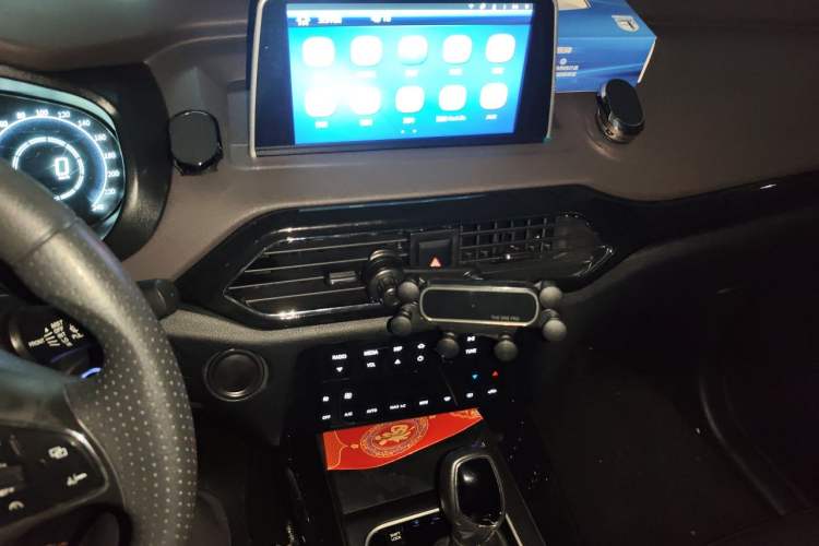 Used Dongfeng Fengon S560 2019 1.8L CVT Comfort Edition Audio And AC Panel