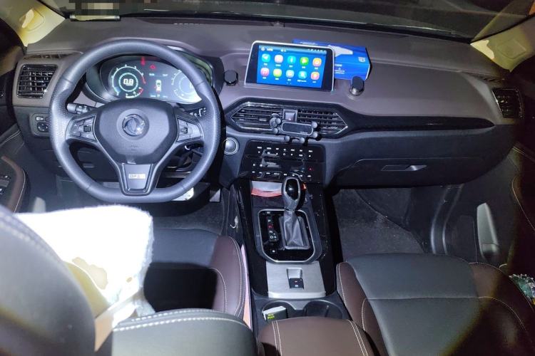 Used Dongfeng Fengon S560 2019 1.8L CVT Comfort Edition Center Console