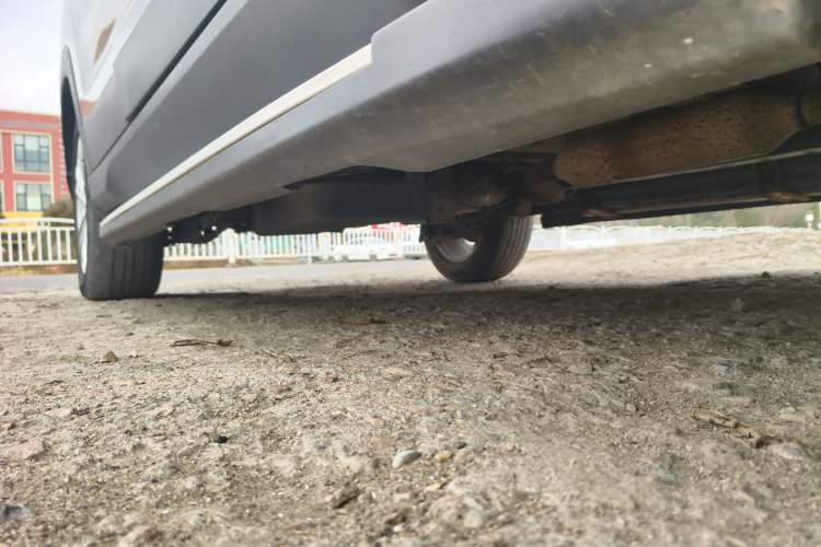 Used Dongfeng Fengon S560 2019 1.8L Manual Urban Model Chassis Front Right
