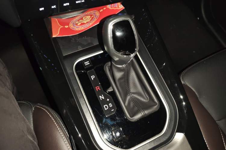 Used Dongfeng Fengon S560 2019 1.8L CVT Comfort Edition Gear Lever