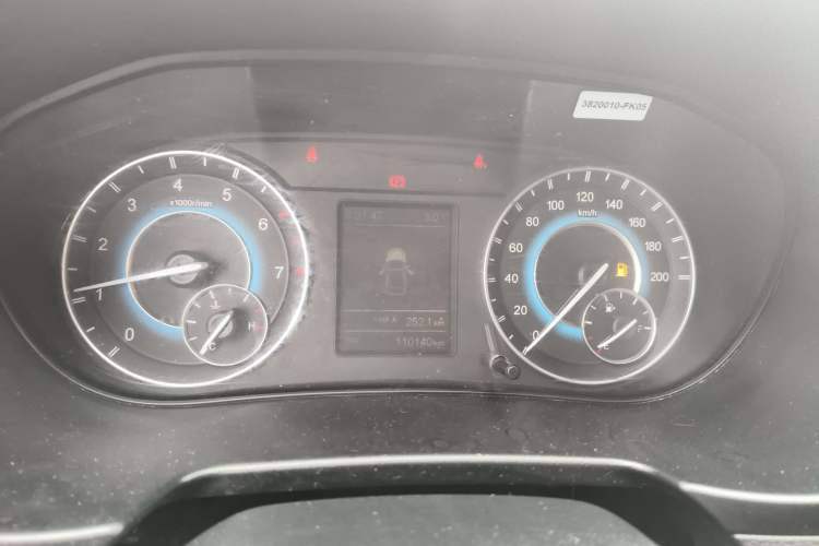Used Dongfeng Fengon S560 2019 1.8L Manual Urban Model Instrument Cluster
