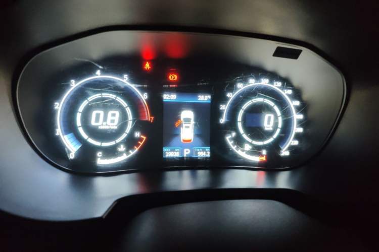 Used Dongfeng Fengon S560 2019 1.8L CVT Comfort Edition Instrument Cluster