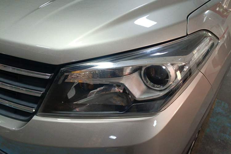 Used Dongfeng Fengon S560 2019 1.8L CVT Elite Model Left Front Headlight