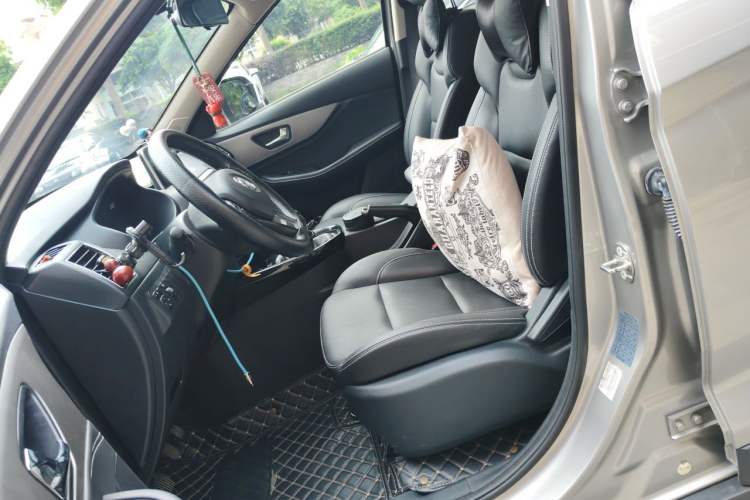 Used Dongfeng Fengon S560 2019 1.8L Manual Urban Model Left Front Seat