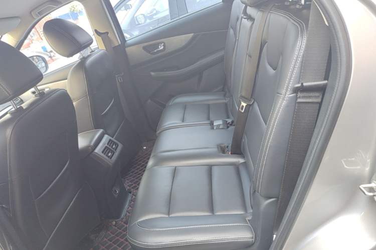 Used Dongfeng Fengon S560 2019 1.8L CVT Elite Model Left Rear Seat
