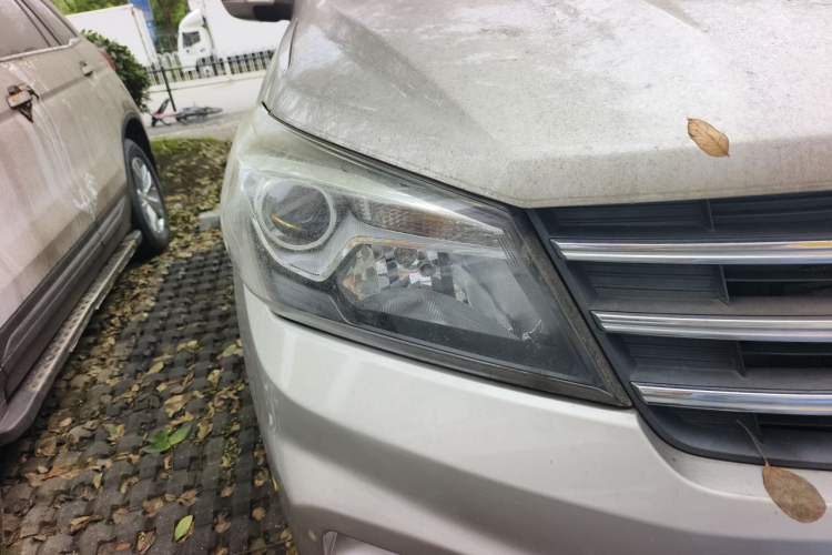 Used Dongfeng Fengon S560 2019 1.8L CVT Elite Model Right Front Headlight