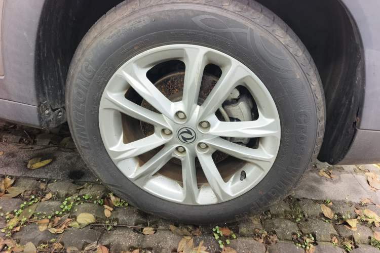Used Dongfeng Fengon S560 2019 1.8L CVT Elite Model Right Front Wheel Hub