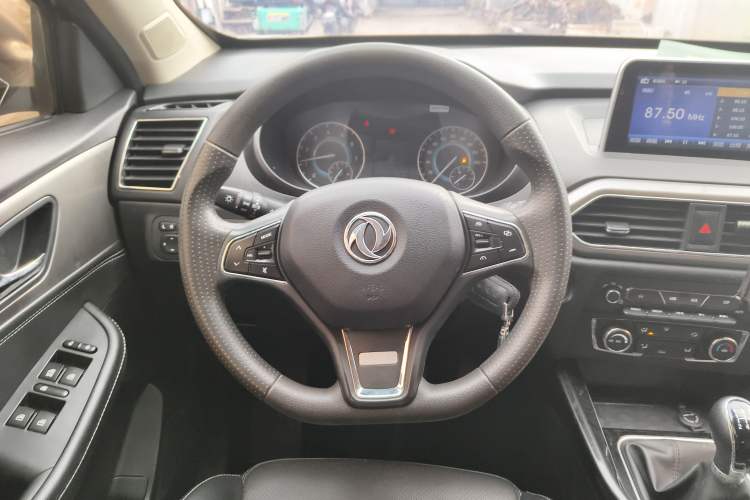 Used Dongfeng Fengon S560 2019 1.8L Manual Urban Model Steering Wheel