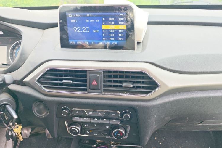Used Dongfeng Fengon S560 2019 1.8L Manual Urban Model Audio And AC Panel