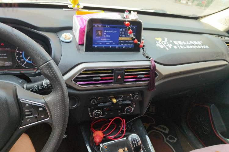 Used Dongfeng Fengon S560 2019 1.8L Manual Urban Model Audio And AC Panel