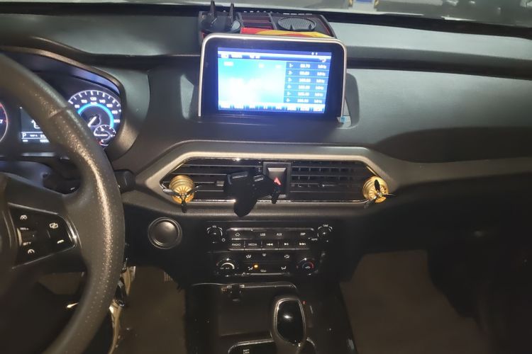 Used Dongfeng Fengon S560 2019 1.8L CVT Elite Model Audio And AC Panel