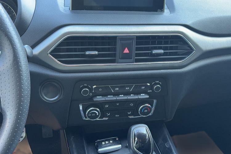 Used Dongfeng Fengon S560 2019 1.8L CVT Elite Model Audio And AC Panel