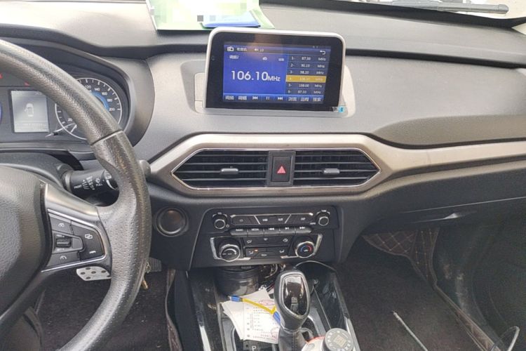 Used Dongfeng Fengon S560 2019 1.8L CVT Elite Model Audio And AC Panel
