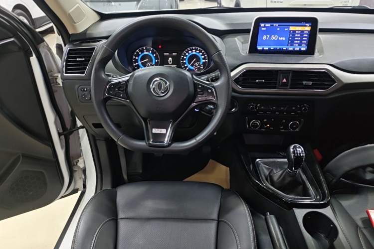 Used Dongfeng Fengon S560 2019 1.8L Manual Urban Model Audio And AC Panel