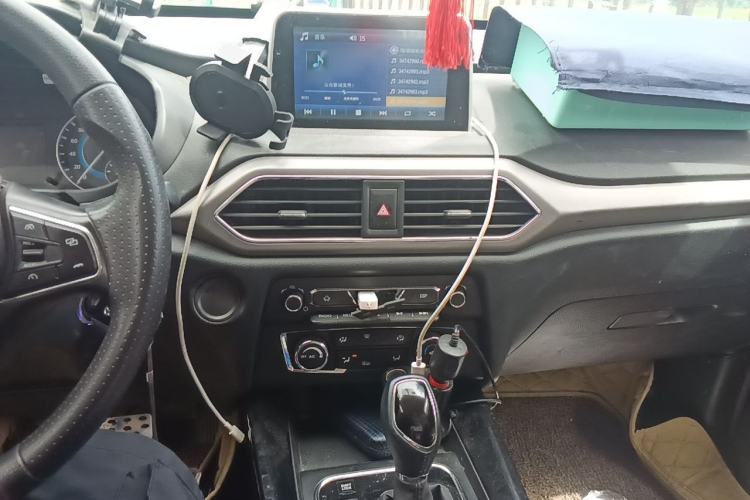 Used Dongfeng Fengon S560 2019 1.8L CVT Elite Model Audio And AC Panel