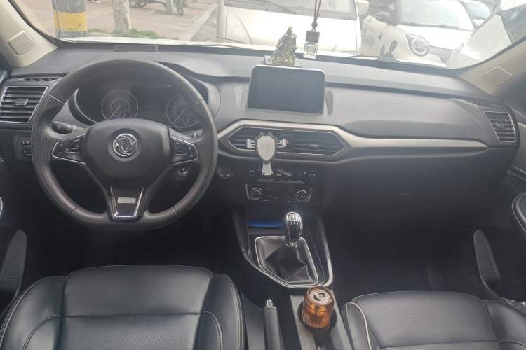 Used Dongfeng Fengon S560 2019 1.8L Manual Urban Model Center Console