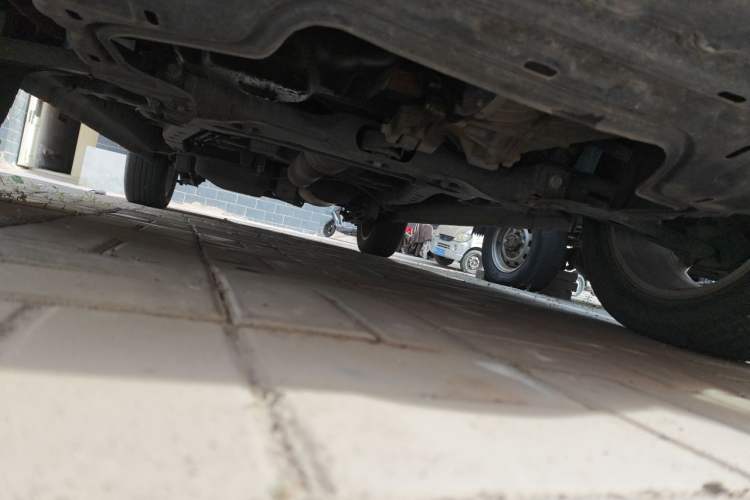 Used Dongfeng Fengon S560 2019 1.8L Manual Urban Model Chassis Front
