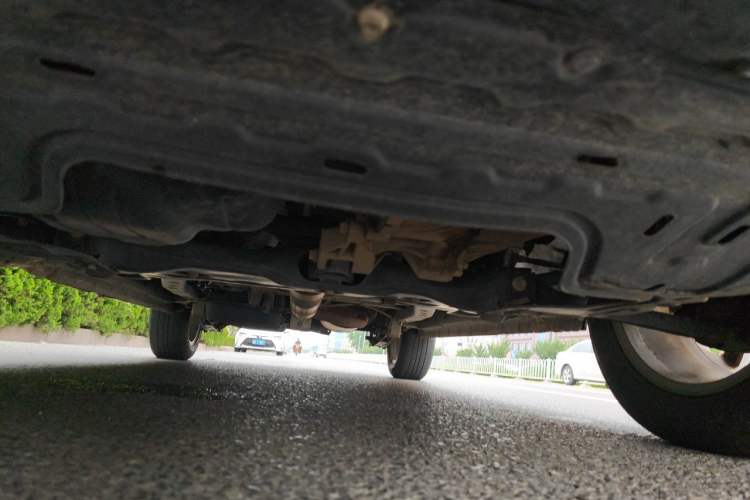 Used Dongfeng Fengon S560 2019 1.8L Manual Urban Model Chassis Front