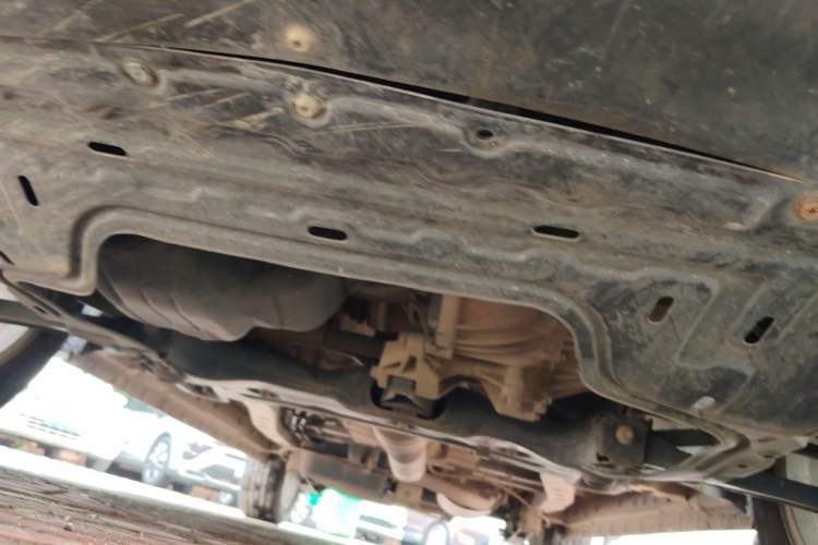 Used Dongfeng Fengon S560 2019 1.8L Manual Urban Model Chassis Front