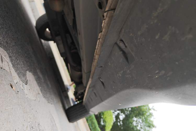 Used Dongfeng Fengon S560 2019 1.8L CVT Elite Model Chassis Front Left